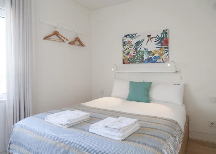 Flh Saldanha Minimalist Flat Apartamento